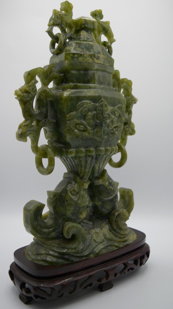 Vase Couvert en Jade Vert à Décor de Taotie et Anses Dragons-photo-2