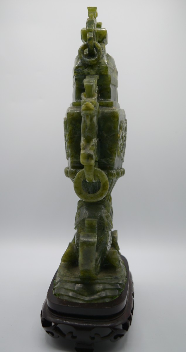 Vase Couvert en Jade Vert à Décor de Taotie et Anses Dragons-photo-3