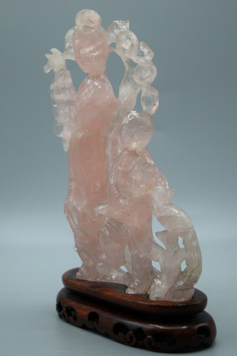 Statue Of A Young Woman And Child In Rose Quartz: A Masterpiece Of Serenity-photo-6