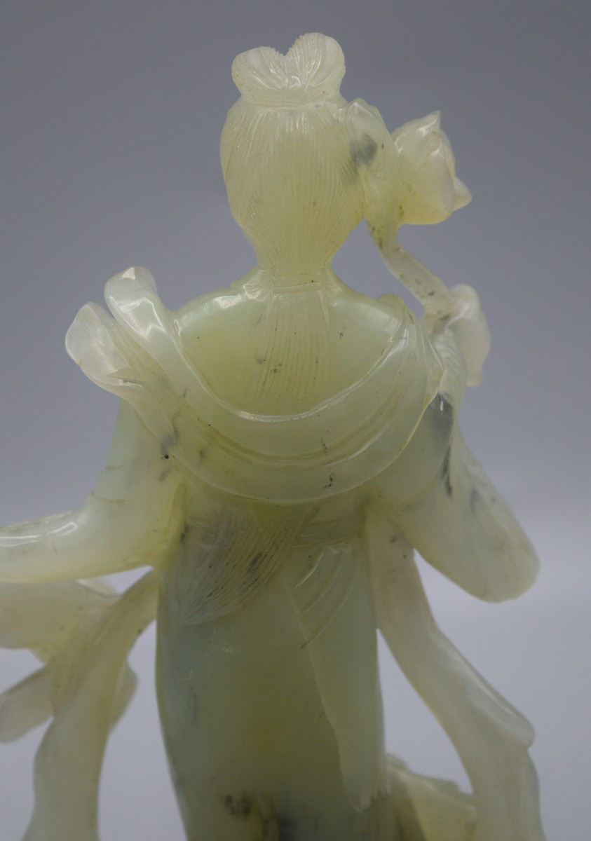 Statue Of Lady With Flower In Jade From XIuyan, C. 1950-photo-3