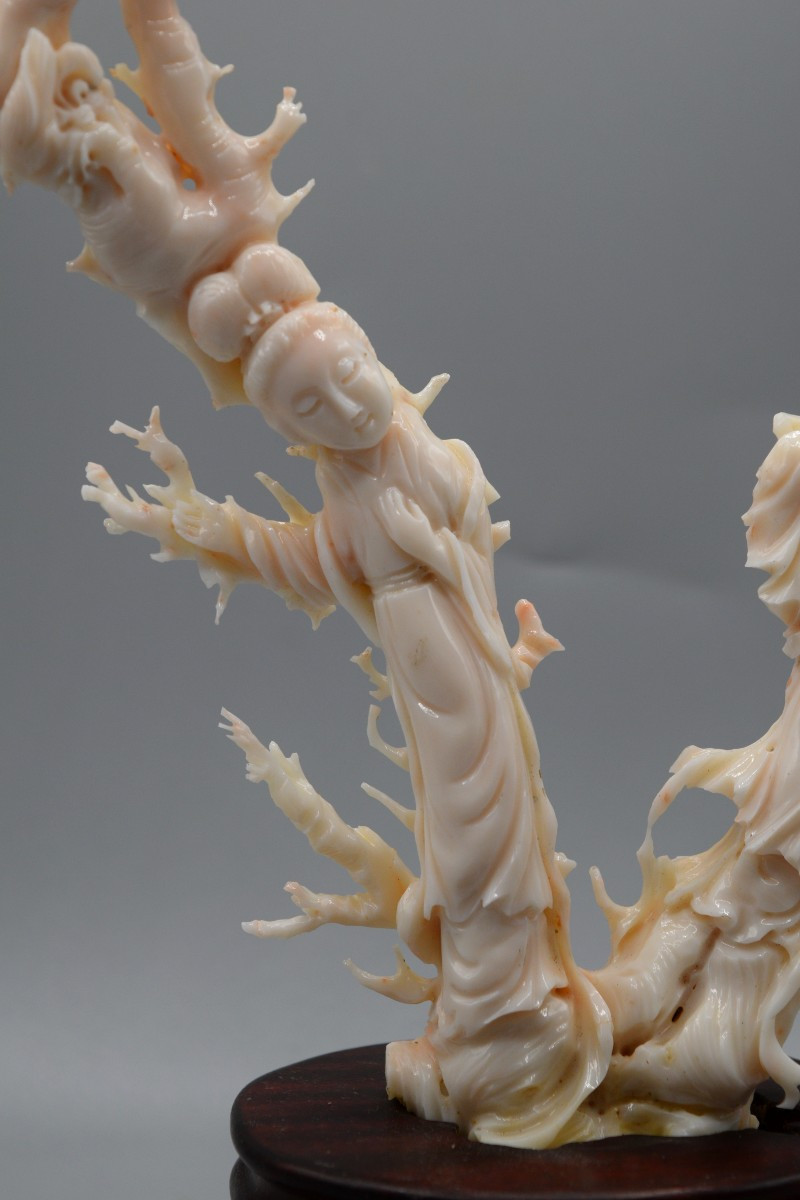 Groupe en corail blanc sculpté aux deux divinités féminines-photo-2