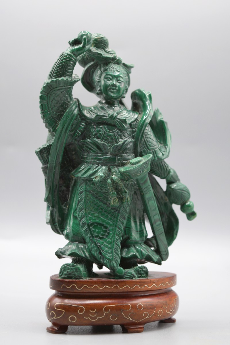 The Heroine Mu Guiying – Lapidary Sculpture In Malachite And Silver Thread-photo-3