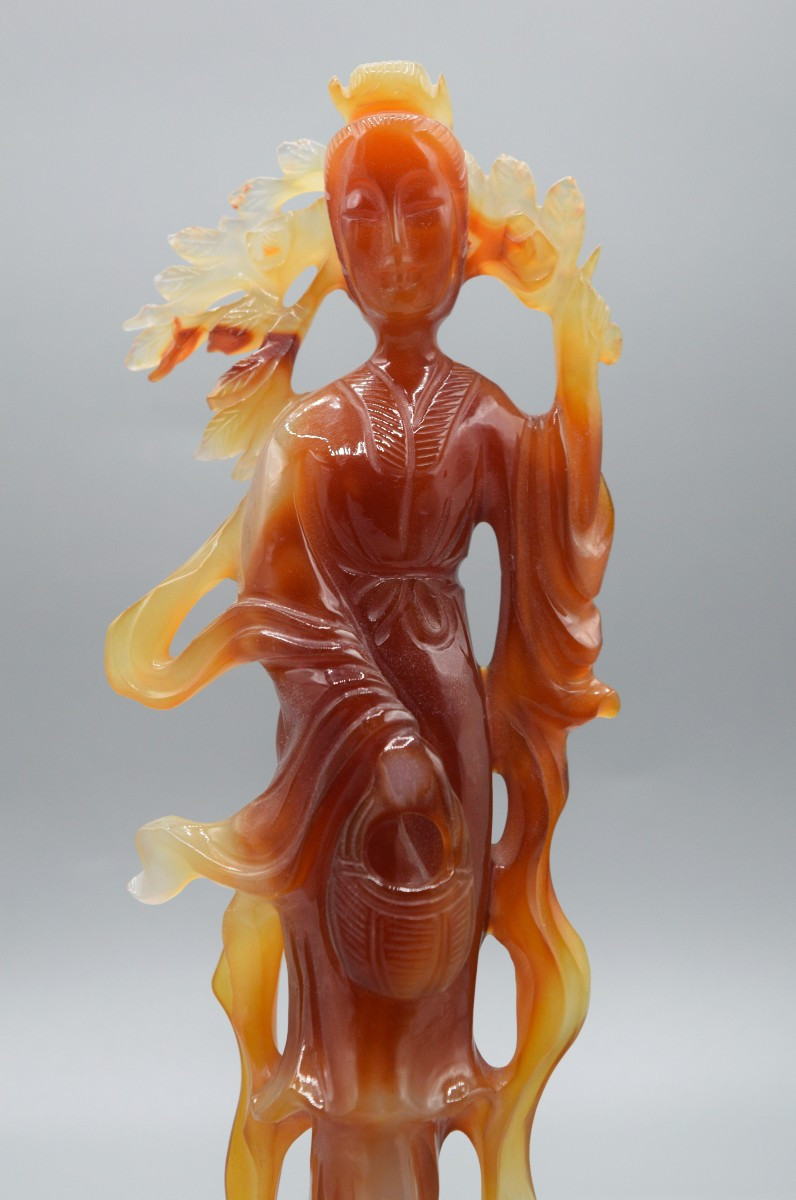 Carnelian Agate Figurine Of A Lady With A Basket, Qing Dynasty / Republic-photo-2