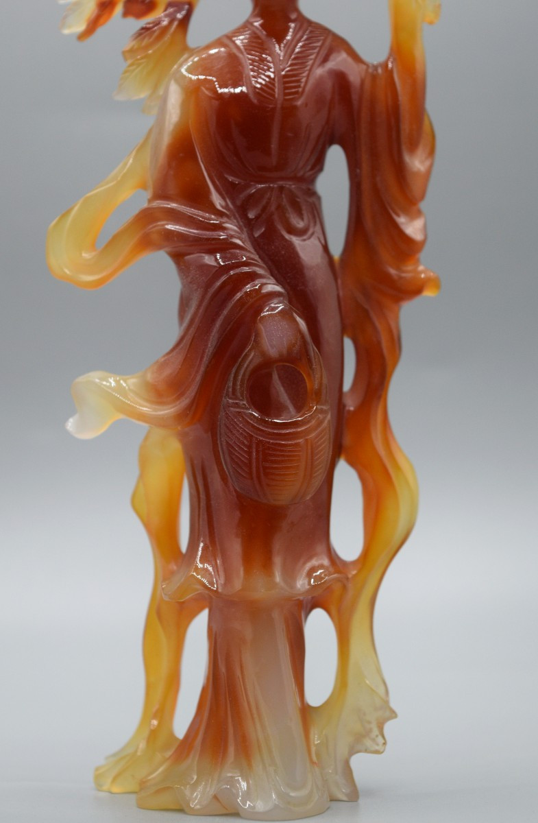 Carnelian Agate Figurine Of A Lady With A Basket, Qing Dynasty / Republic-photo-3
