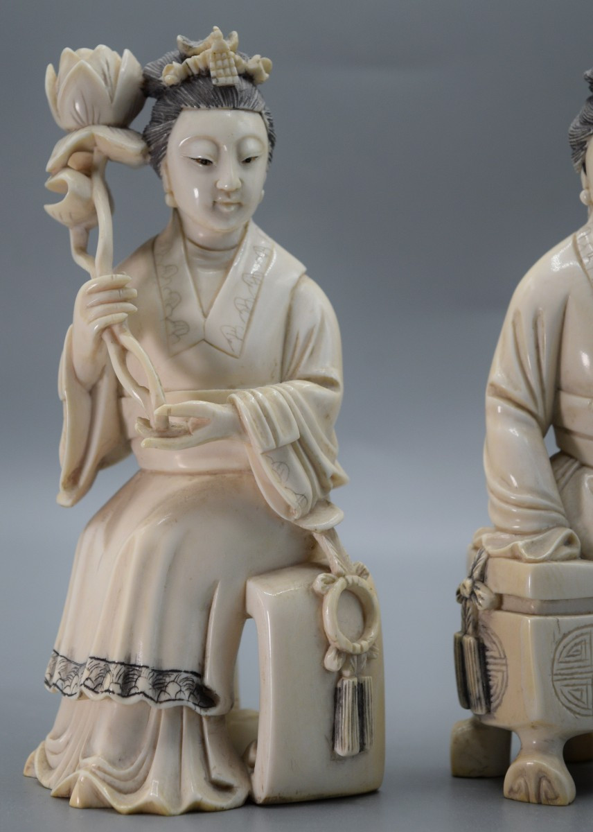 Lotus Flower Elegance: Pair Of Ivory Court Figures, 19th Century China-photo-4
