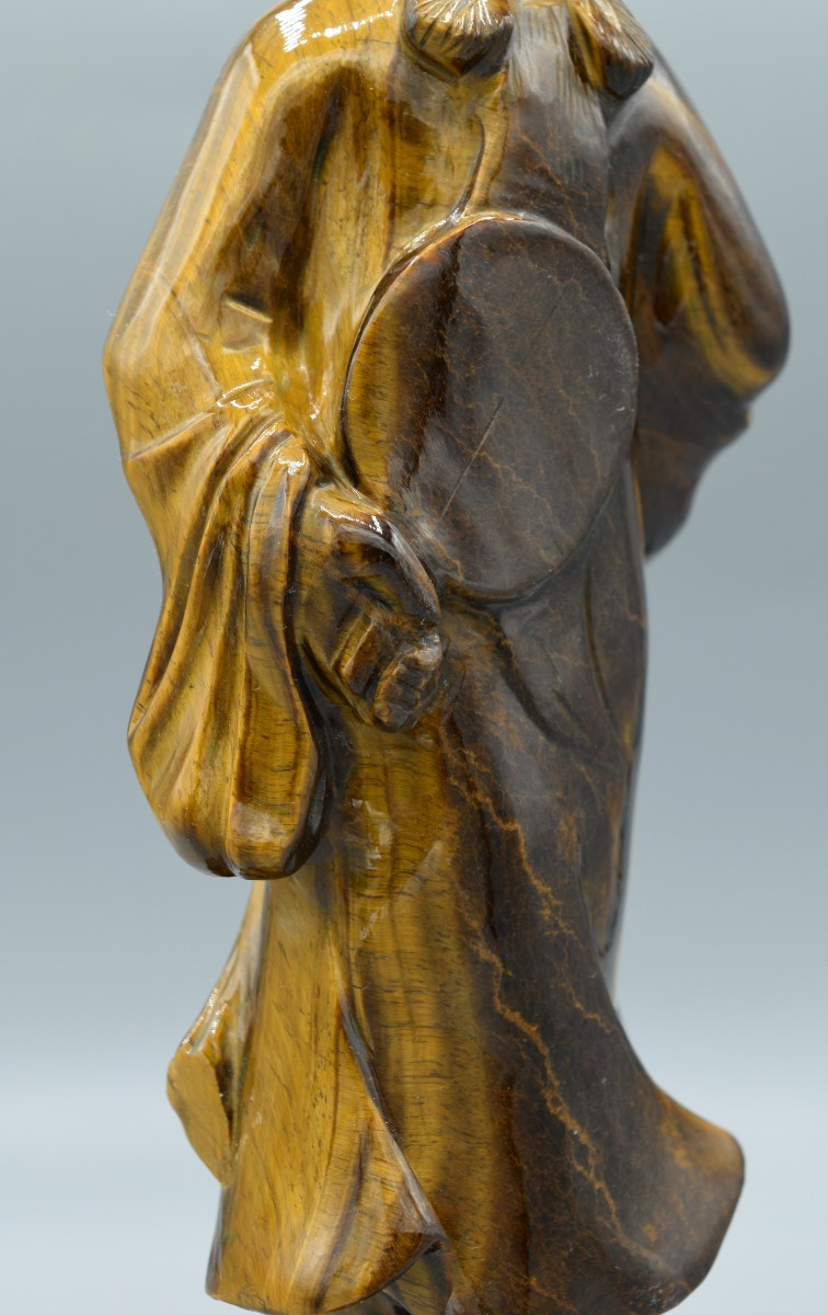 Statuette Féminine en Œil-de-Tigre Chatoyant-photo-5