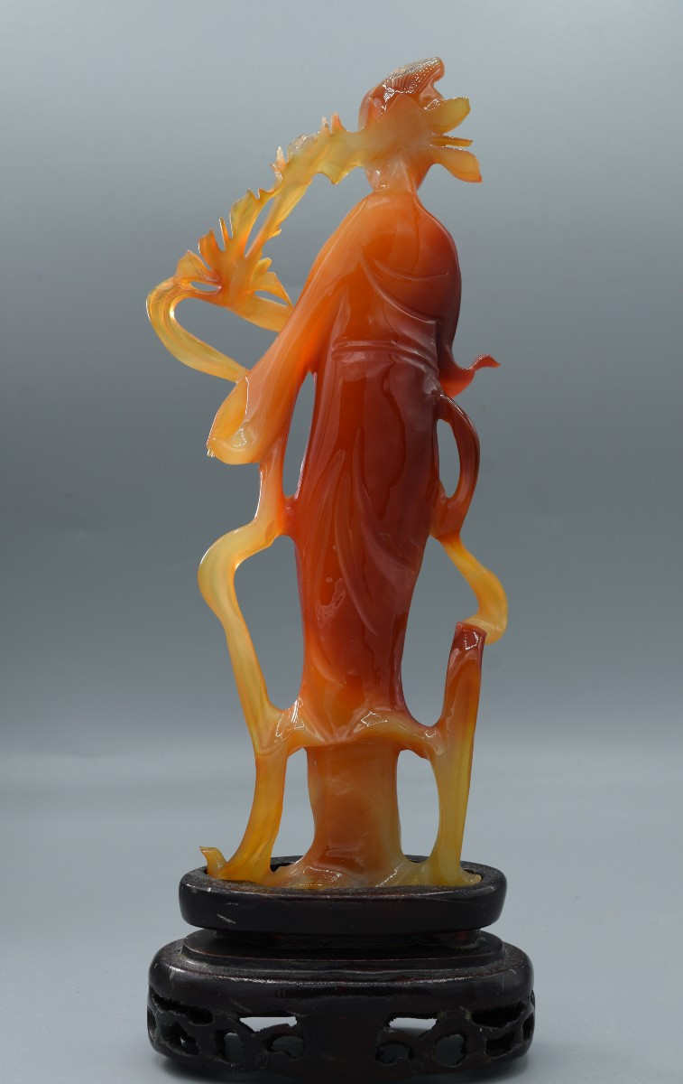 Statue de Dame Céleste en Cornaline Sculptée, (v. 1920-1960)-photo-3