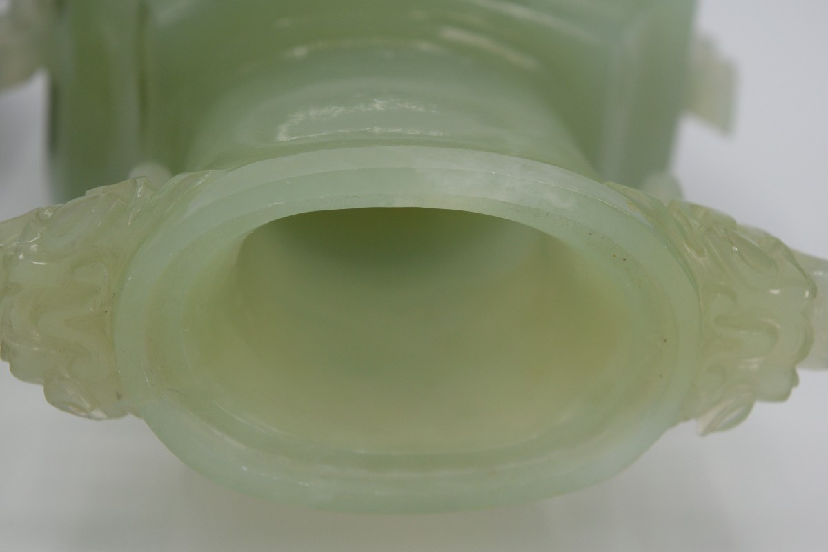 Covered Jade Vase From XIuyan, Taotie Decoration – Archaic Style-photo-7