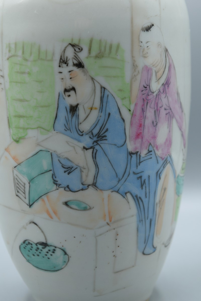 Vase en Porcelaine Chinoise aux Cents Antiquités – Époque République (Début XXe siècle)-photo-1