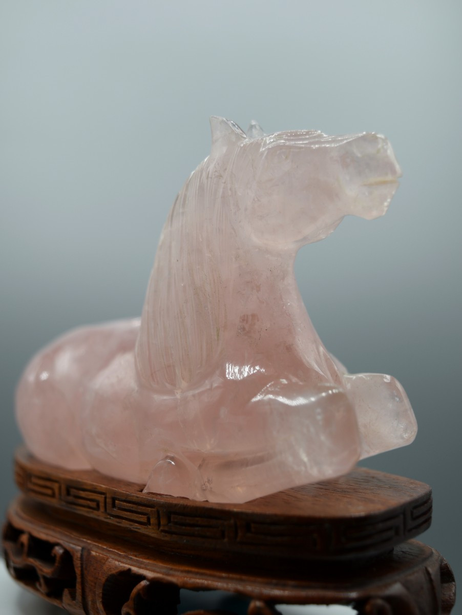 Reclining Horse In Rose Quartz, China, First Half Of The 20th Century-photo-4
