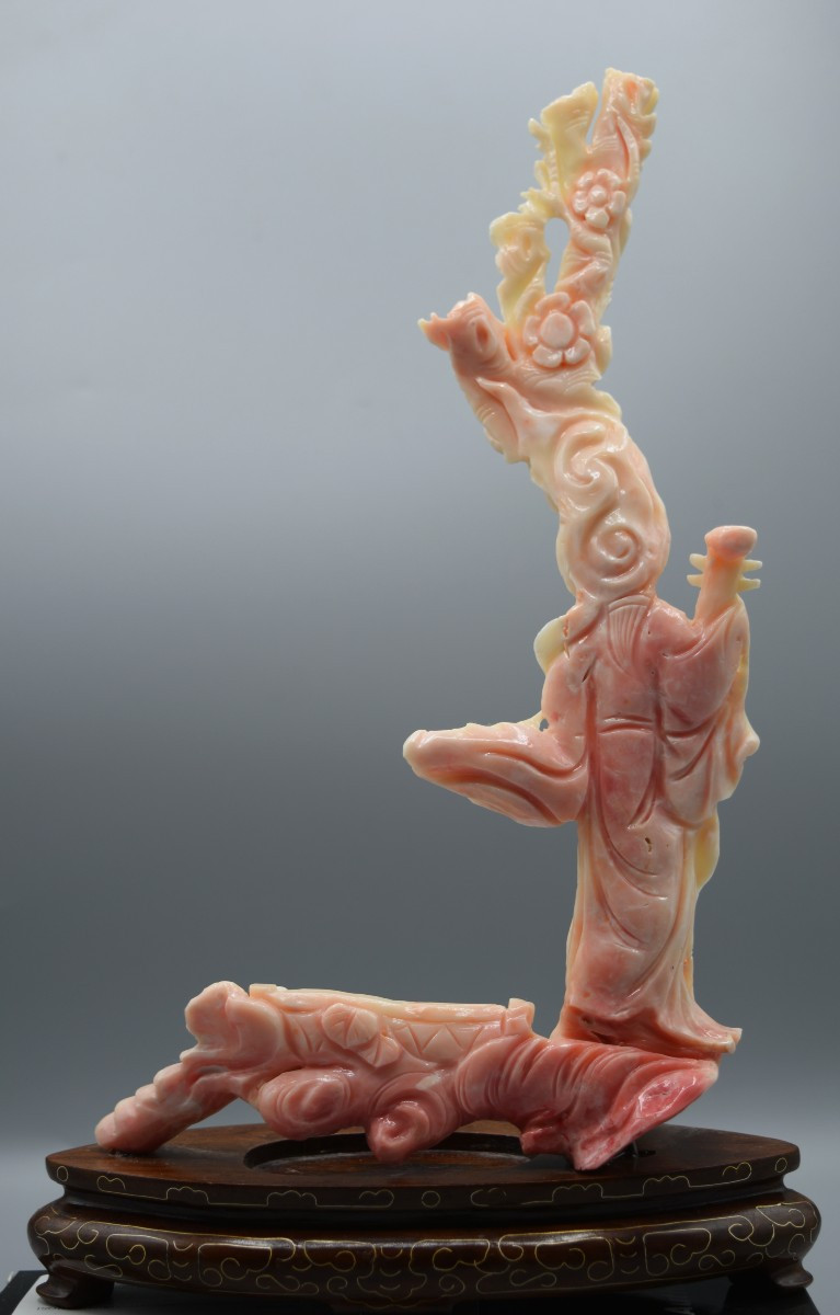 Chinese Natural Coral Statuette - Mid-20th Century-photo-3