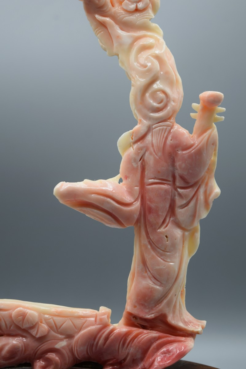 Chinese Natural Coral Statuette - Mid-20th Century-photo-5