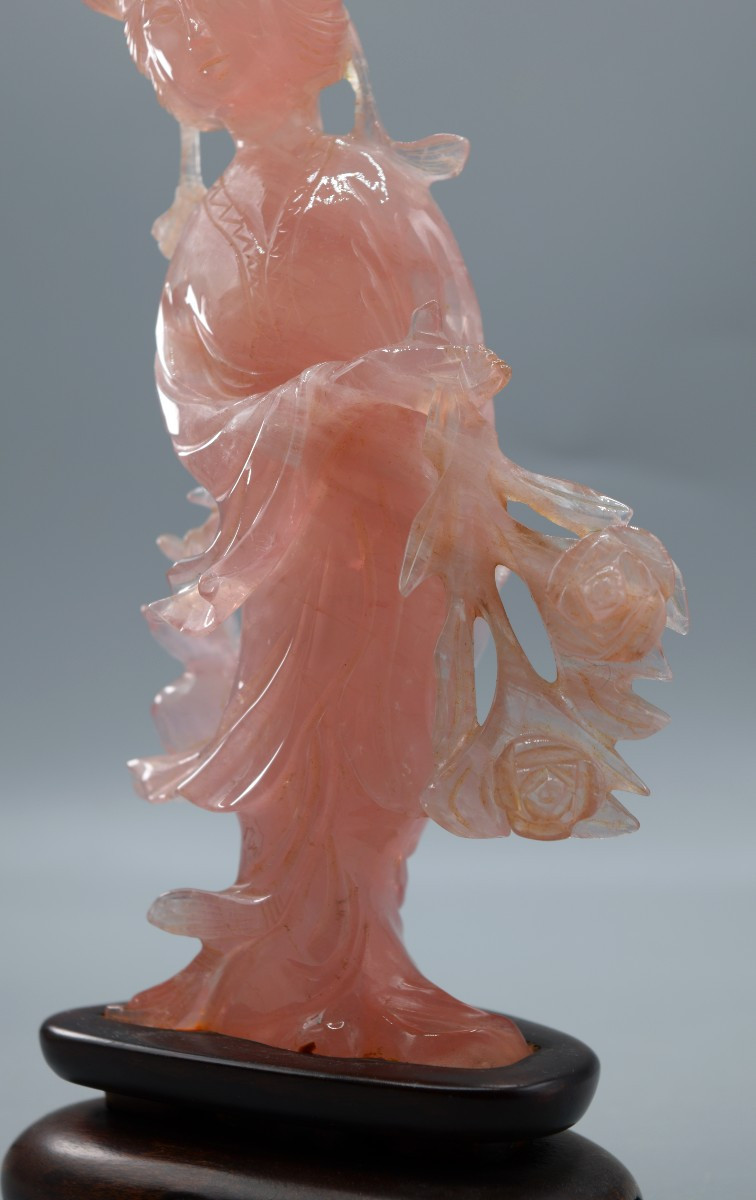 Statue de Divinité en Quartz Rose Sculpté - Chine, milieu du XXe siècle-photo-2