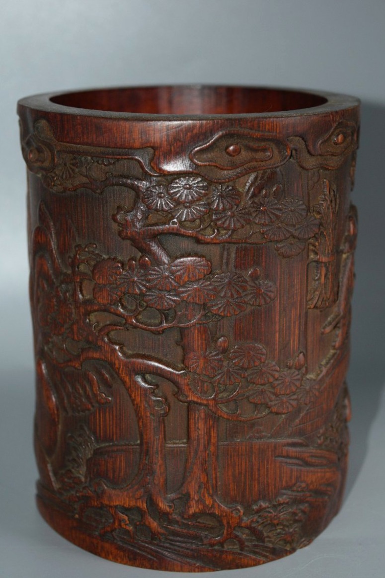 Chinese Bamboo-carved Brush Holder With Traditional Design-photo-4