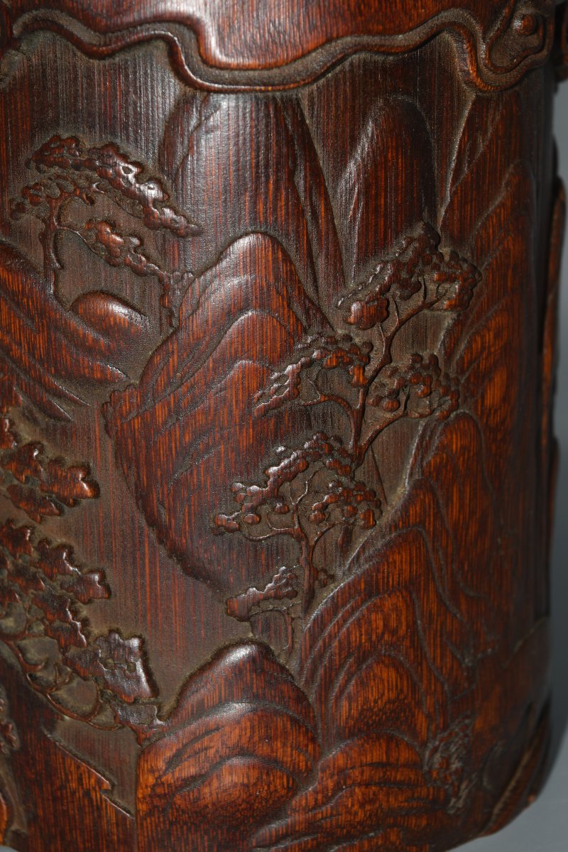 Chinese Bamboo-carved Brush Holder With Traditional Design-photo-5