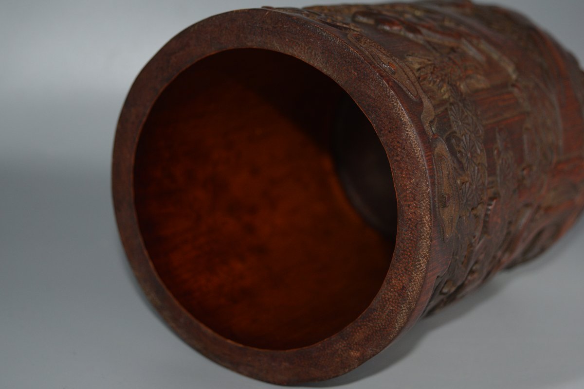 Chinese Bamboo-carved Brush Holder With Traditional Design-photo-6