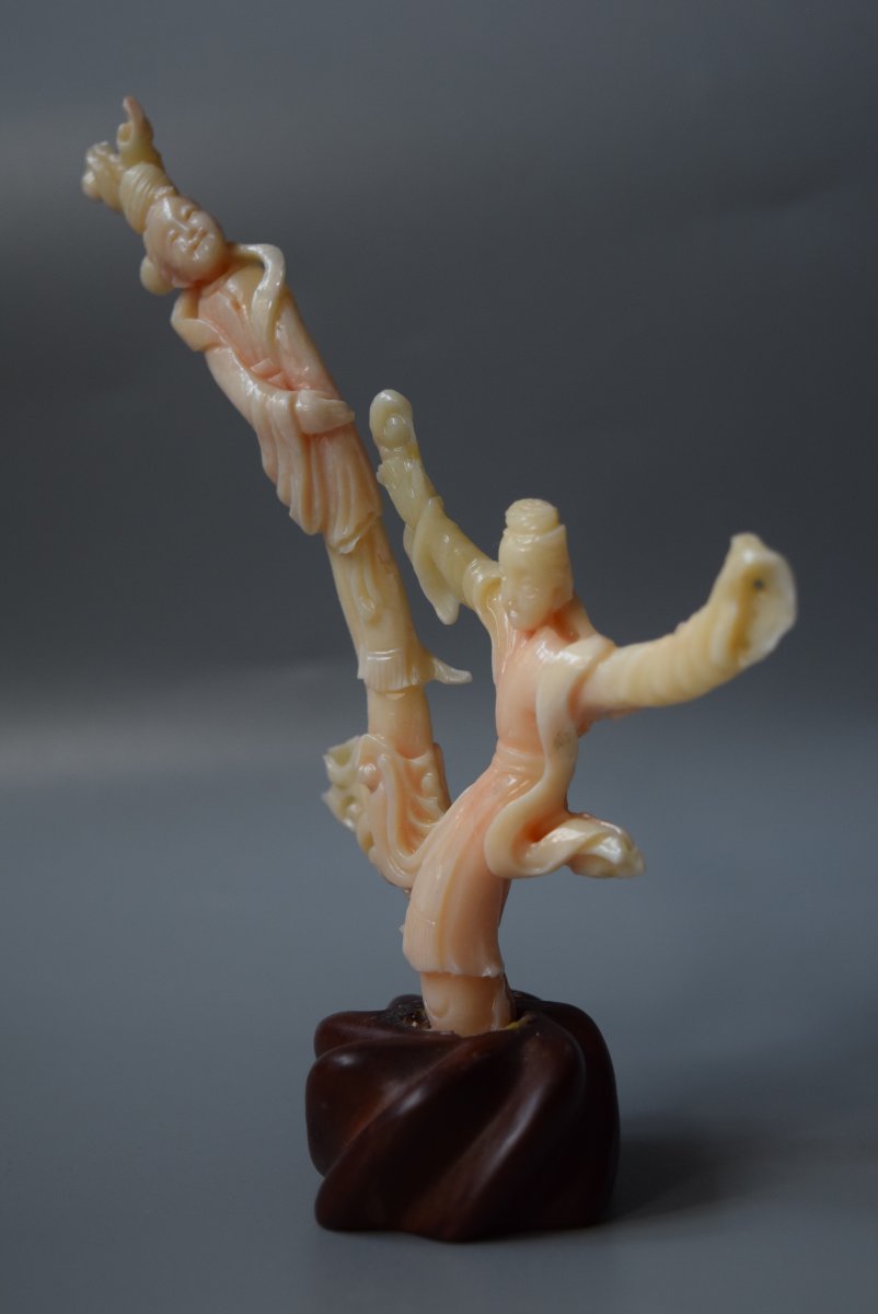 White And Pink Coral Sculpture – Circa 1920-photo-2