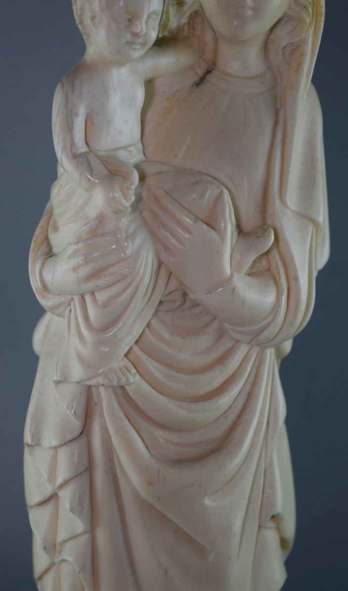 Vierge à l’Enfant en ivoire – France, XIXe siècle, vers 1820–1880 – H. 30 cm-photo-4