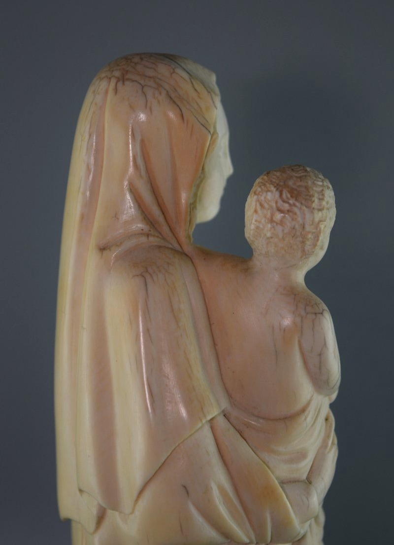 Vierge à l’Enfant en ivoire – France, XIXe siècle, vers 1820–1880 – H. 30 cm-photo-6