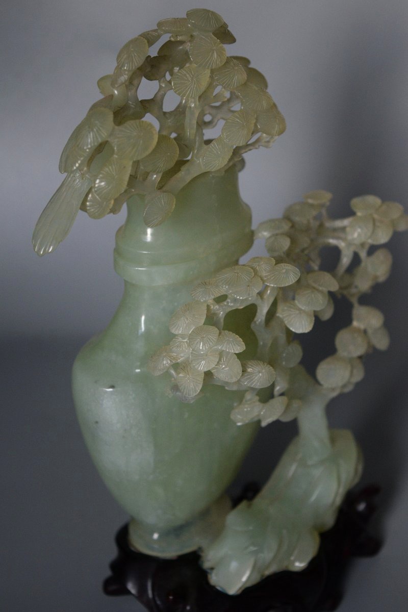Sculpted Vase Made Of Green Hardstone With A Wooden Base - 22 Cm-photo-5