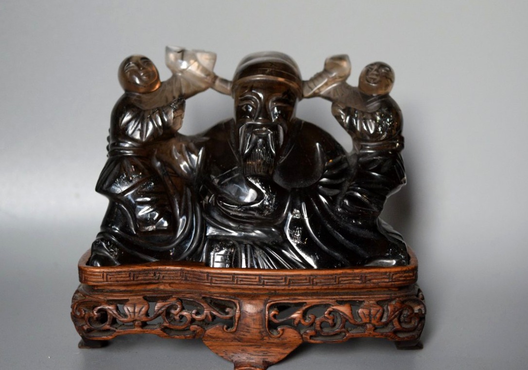 Sculpture chinoise en quartz fumé (Cairngorm) – Fin du XIXe