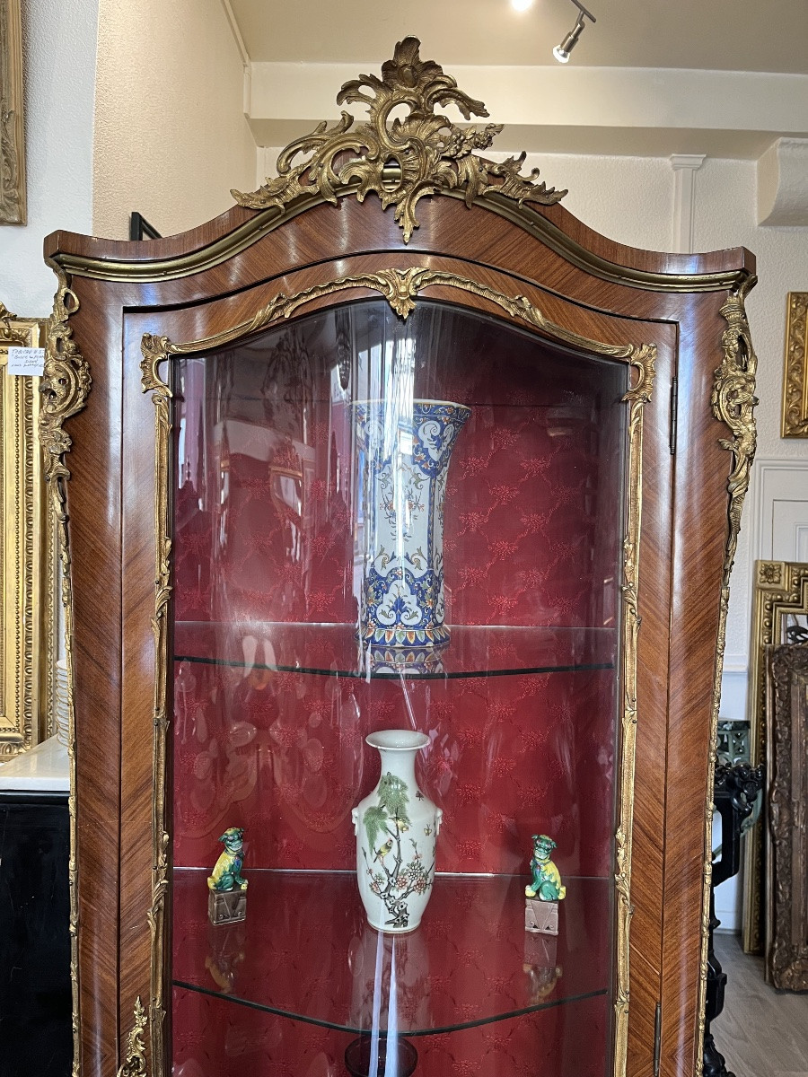 Vitrine De Style Louis XV  En Marqueterie Et. Verni Martin -photo-2