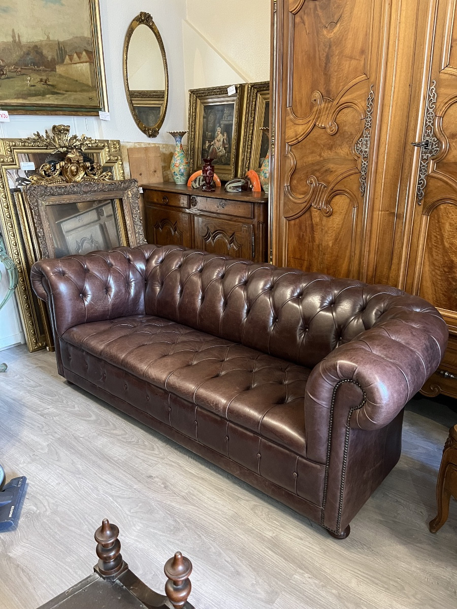 Canapé Chesterfeild en cuir  