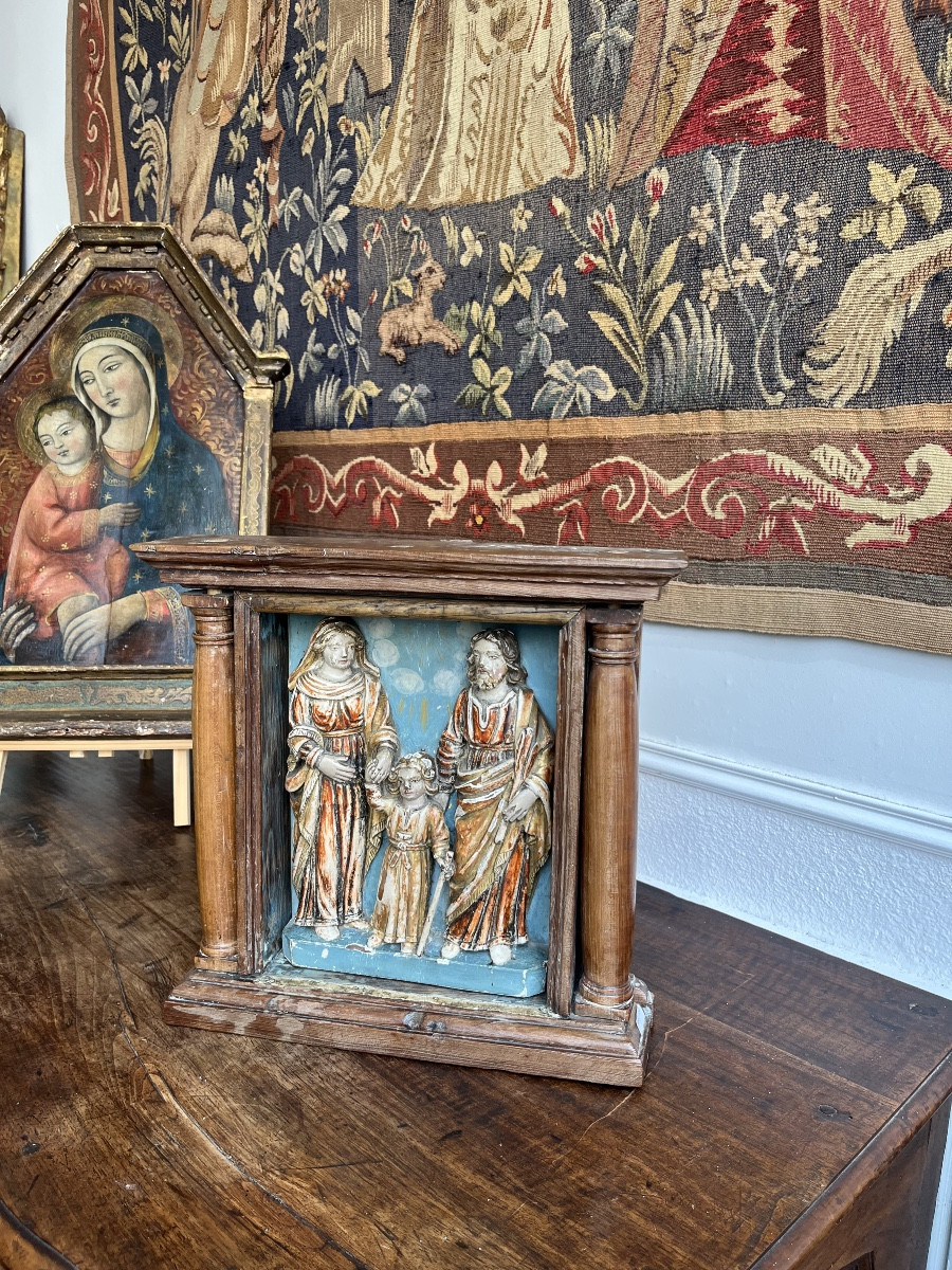 La Sainte famille sculpture en bois polychrome 18 éme siècle -photo-1