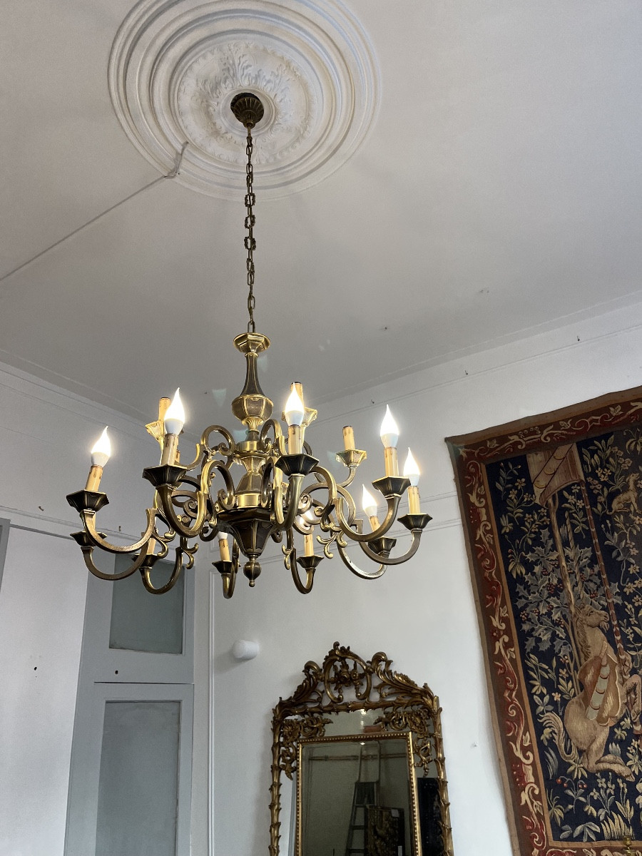 Important lustre en bronze style Louis XIV