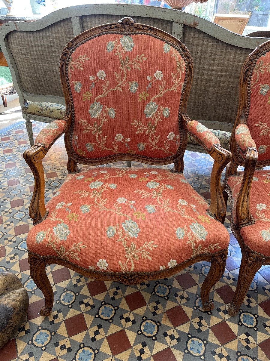 Paire de fauteuils à dossiers plats style Louis XV-photo-3