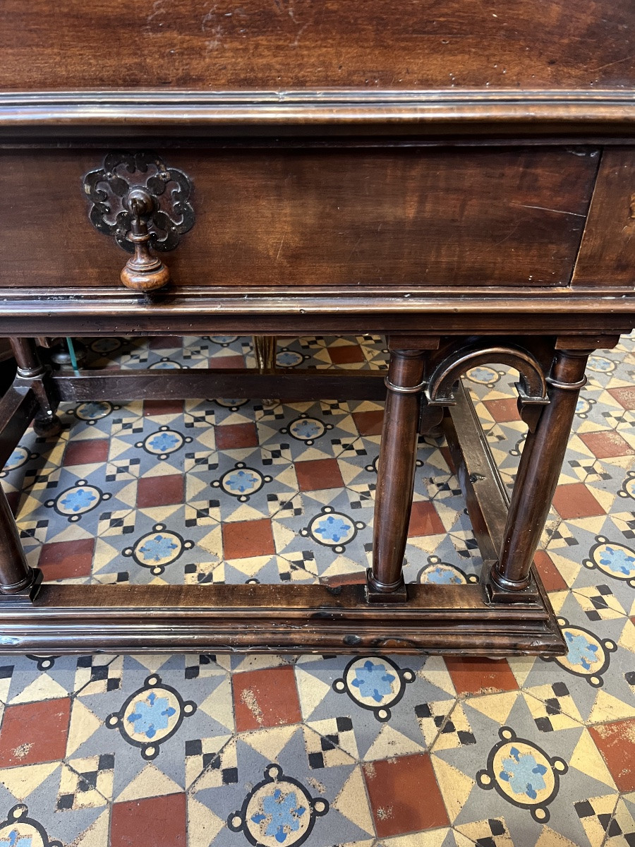 Small 18th-century Travel Chest -photo-4