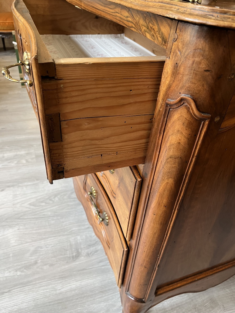 Commode en noyer blond Époque Louis XV 18 éme Siècle -photo-3