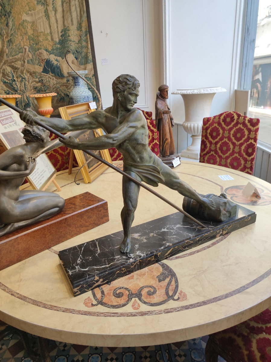 Importante sculpture en  Régule Art déco  par G. Hervor  -photo-3