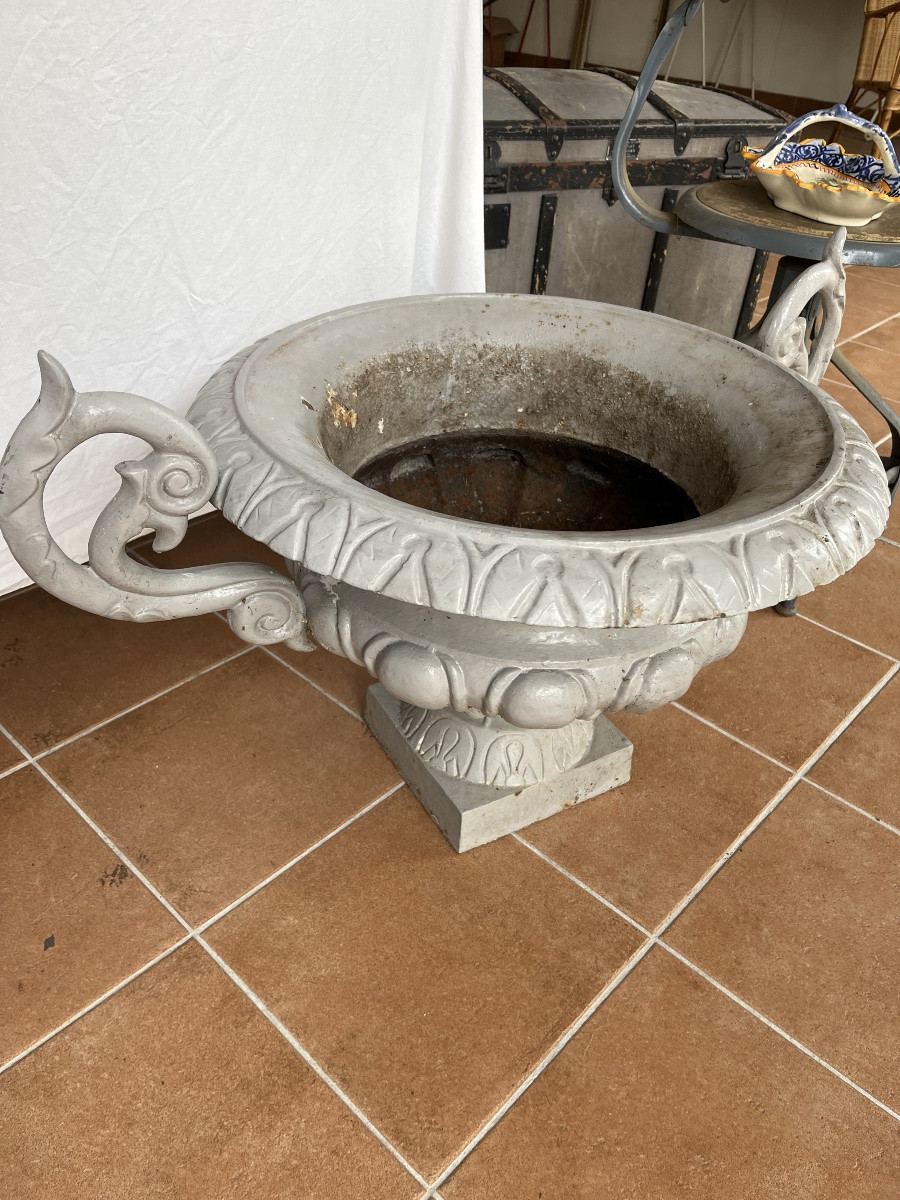 Pair Of Large 19th Century Cast-iron Park Bowls-photo-3