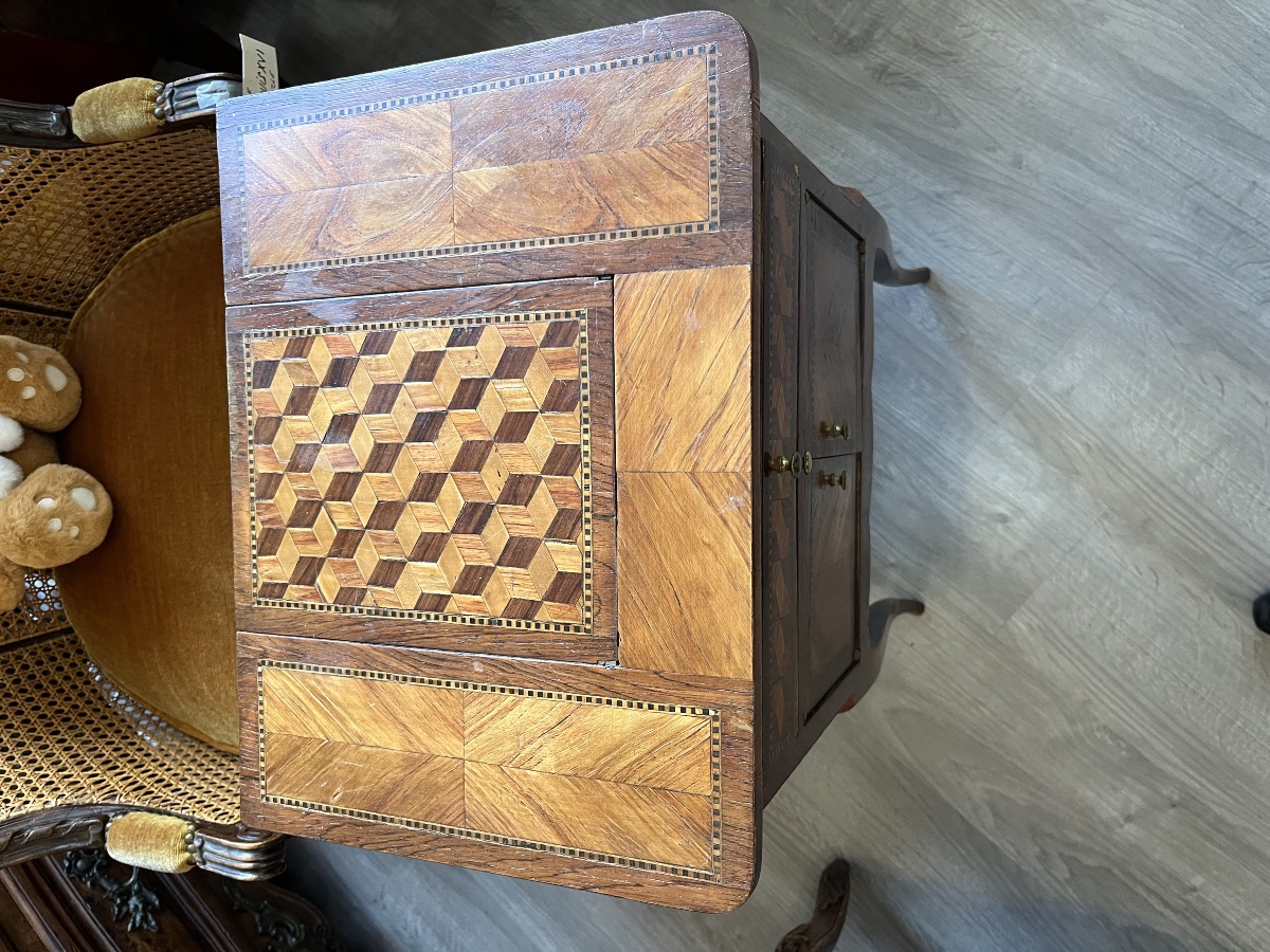 Petit meuble d’appoint formant pupitre en marqueterie style Louis XV-photo-1