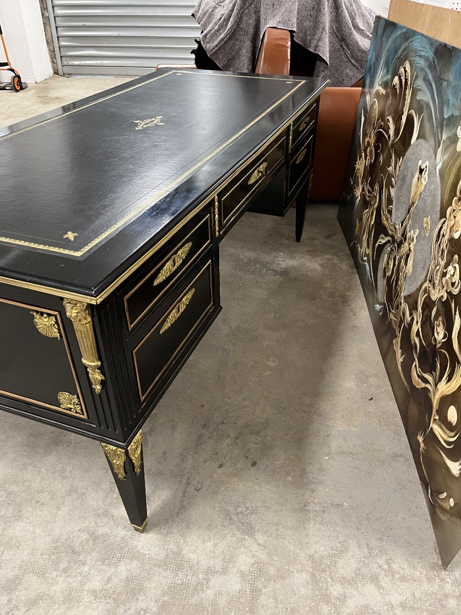 Beau bureau plat ..Ministre style Louis XVI laqué -photo-2