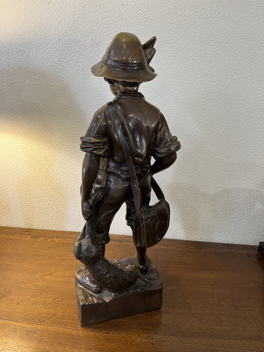 Bronze «  le jeune Chasseur «  Signé . -photo-1