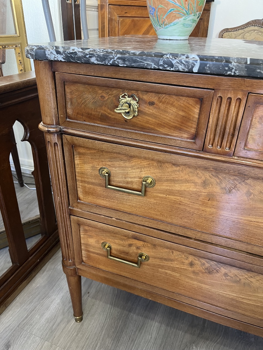 Belle commode en acajou Époque Louis XVI -photo-2