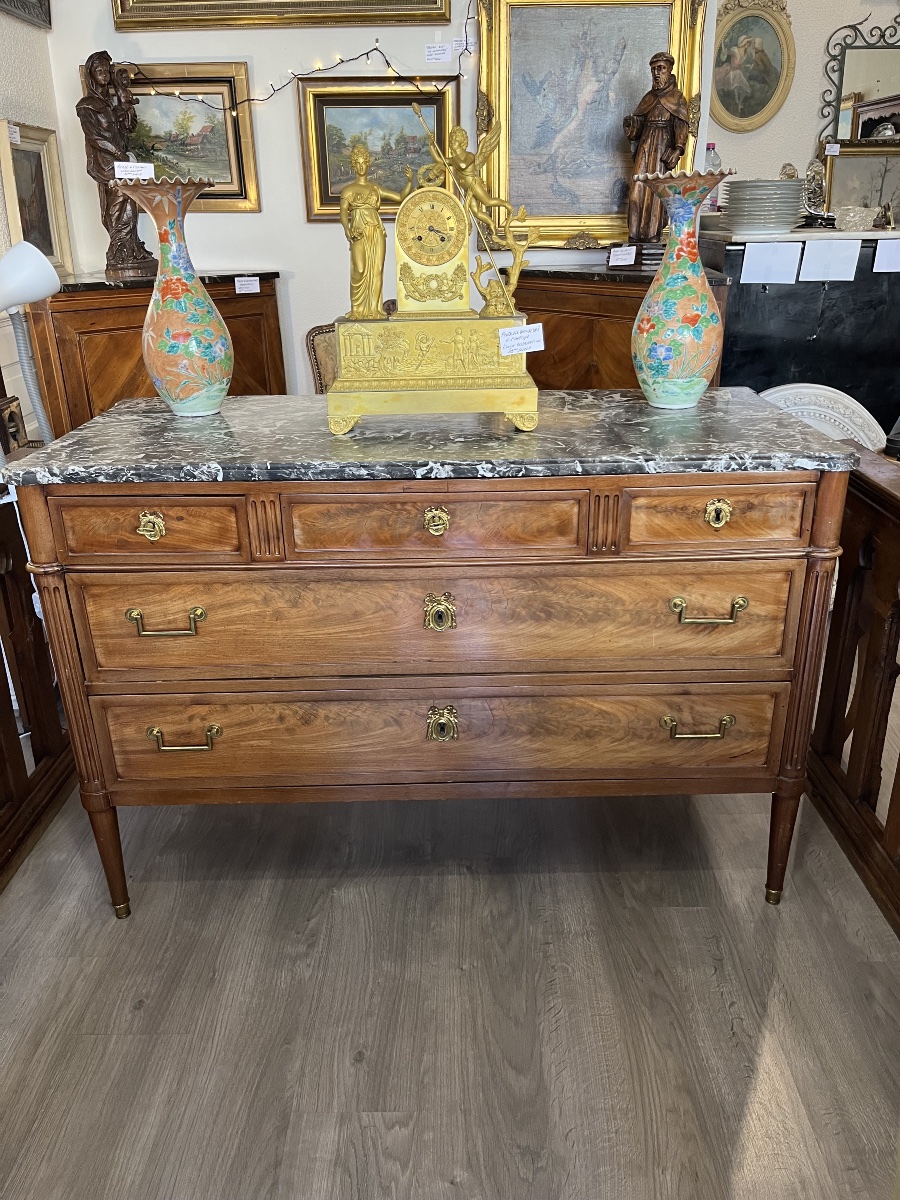 Belle commode en acajou Époque Louis XVI -photo-7