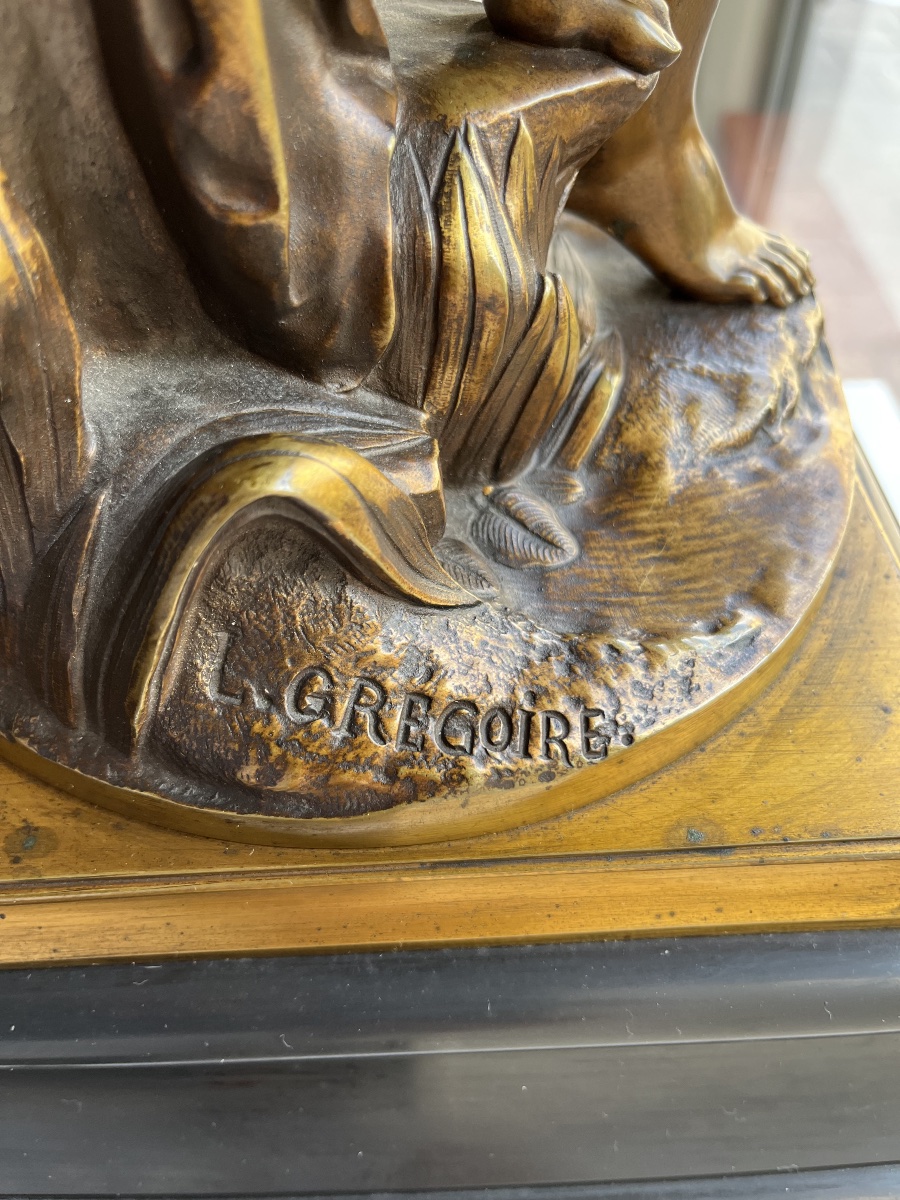 Seated Venus, Bronze, Signed, 19th Century -photo-2