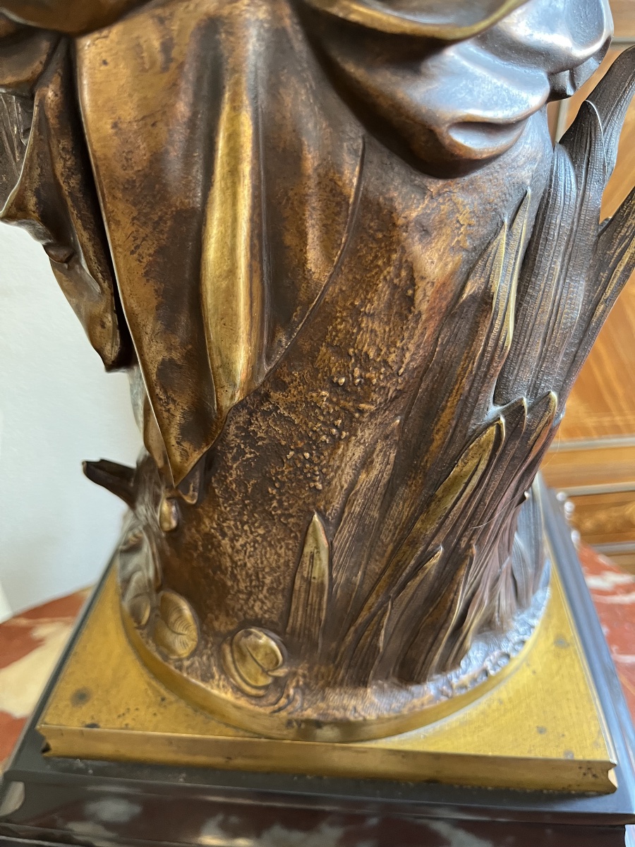 Seated Venus, Bronze, Signed, 19th Century -photo-5