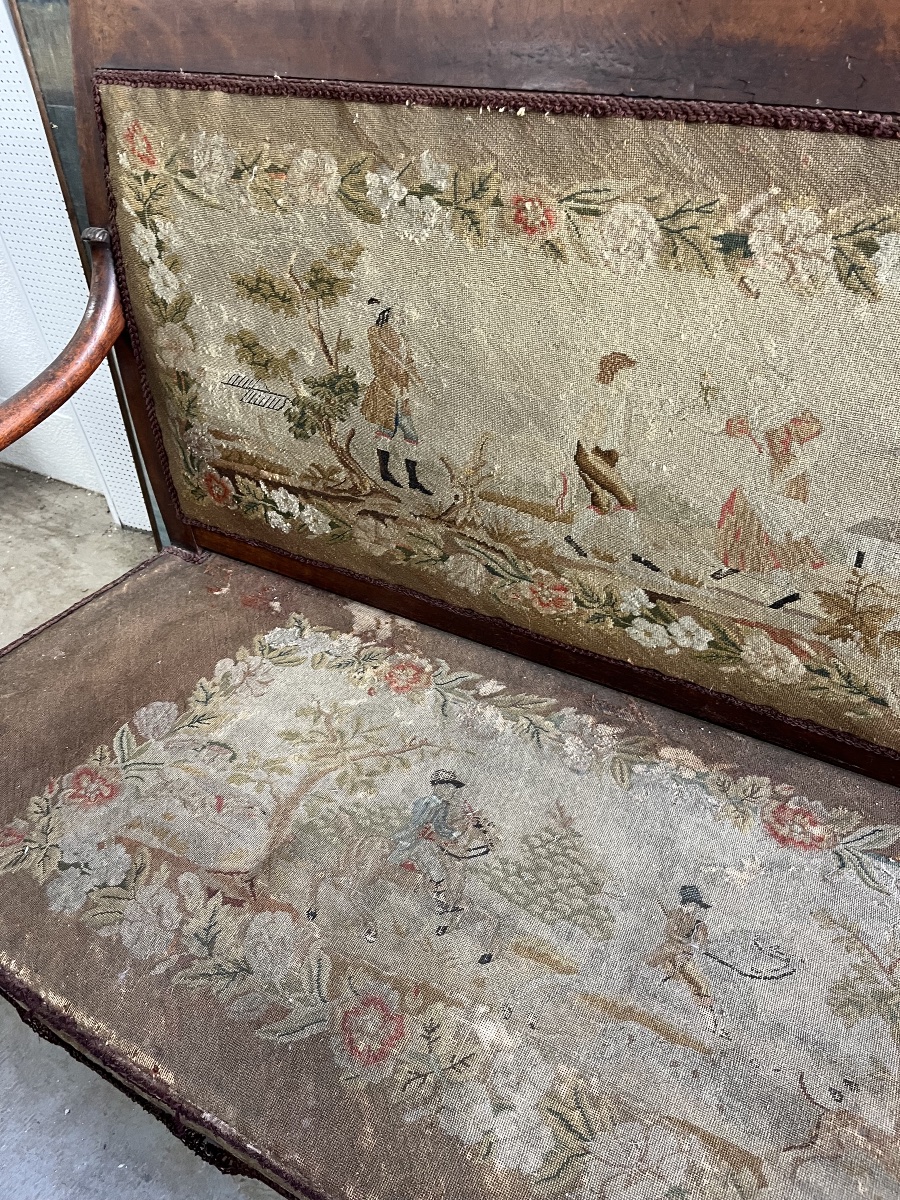Large 19th-century Castle Bench Upholstered In Aubusson Tapestry-photo-1