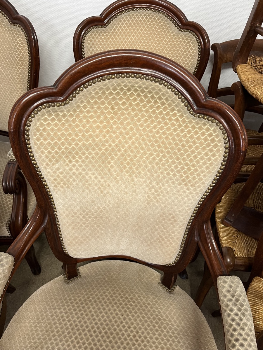 Suite de 4 fauteuils 19 éme siècle en acajou -photo-3