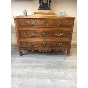 Curved Chest Of Drawers In Walnut Louis XV Period 18th Century 
