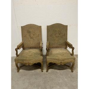 Paire d’importants fauteuils en bois doré et sculpté style Louis XIV 