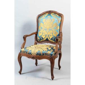 Fauteuil à châssis en noyer Italie 18 éme siècle 