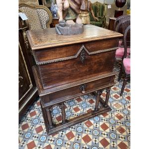 Petit coffre de voyage du 18 éme siècle 