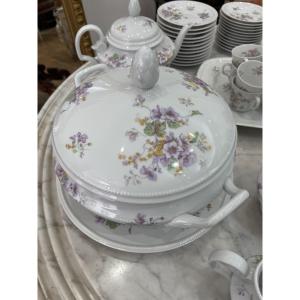 Service de table en porcelaine de Limoges par L. Bernardaud