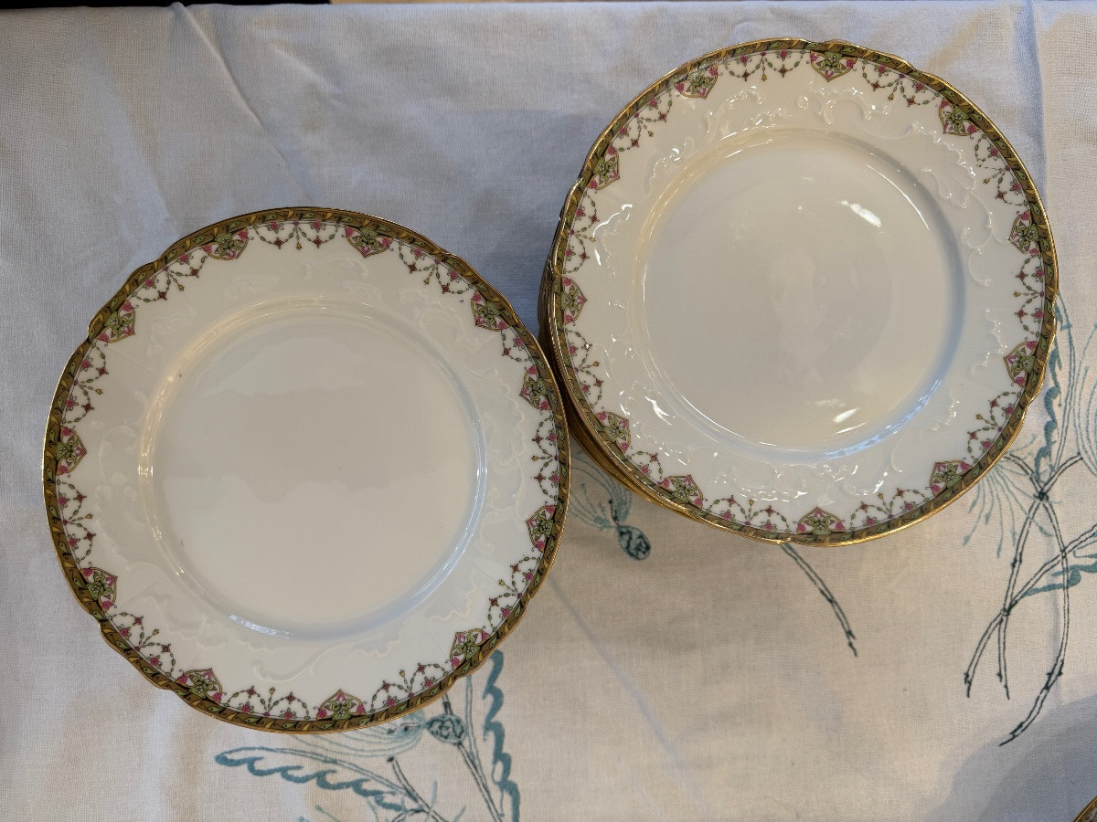 Service De Table Porcelaine Limoges Aux Lions De Faïence 89 Pièces 17 Pièces De Forme 1920 / 30-photo-4