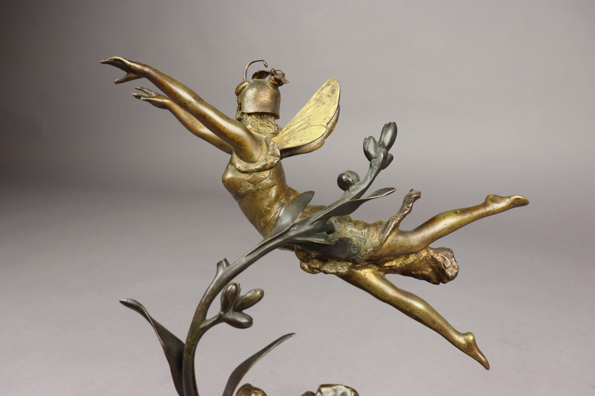 The Golden Fly By Alfred Grévin-photo-5